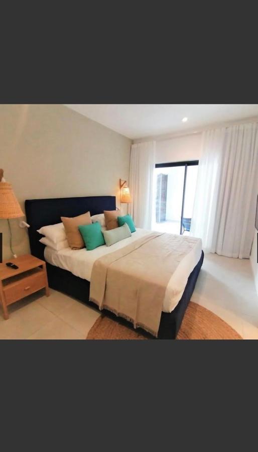 Eastern Blue Beachfront Luxury Apartment Poste Lafayette 外观 照片