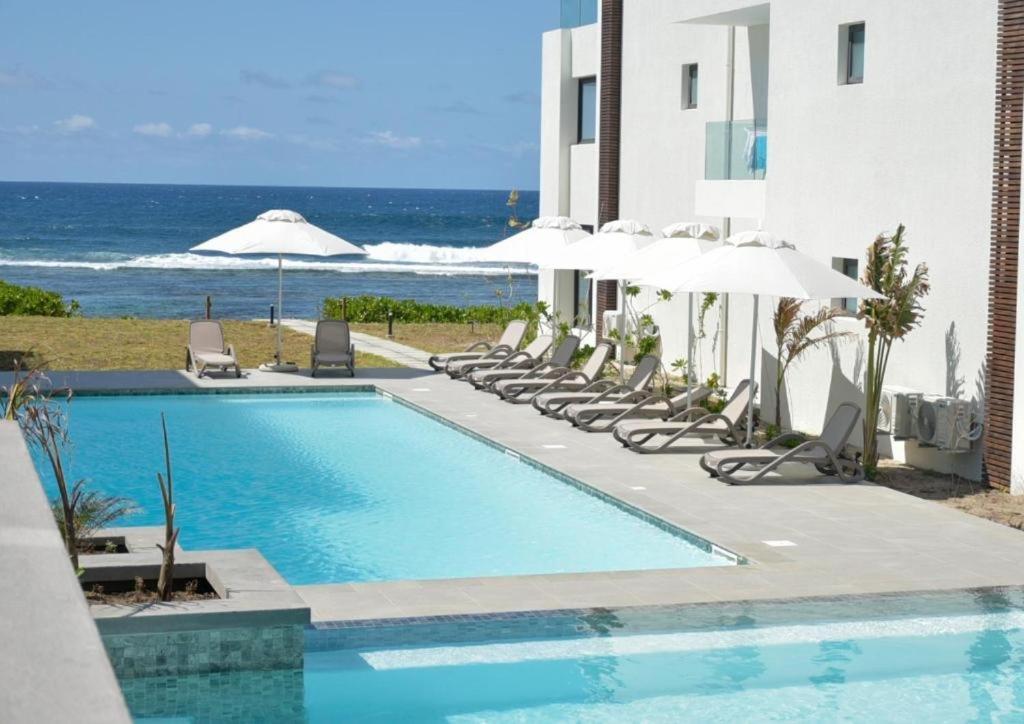 Eastern Blue Beachfront Luxury Apartment Poste Lafayette 外观 照片