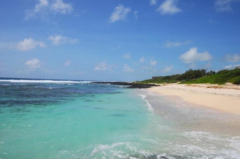 Eastern Blue Beachfront Luxury Apartment Poste Lafayette 外观 照片